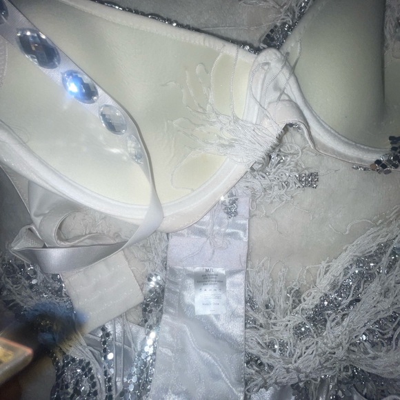 Exotic wear new!! L/XL TOP, M/L BOTTOM - Picture 10 of 11